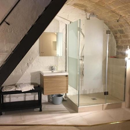 Spacious Loft At 2 Steps From The Chocolate Museum Parigi Esterno foto