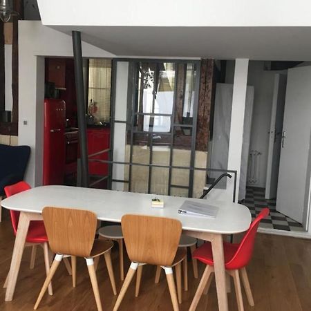 Spacious Loft At 2 Steps From The Chocolate Museum Parigi Esterno foto